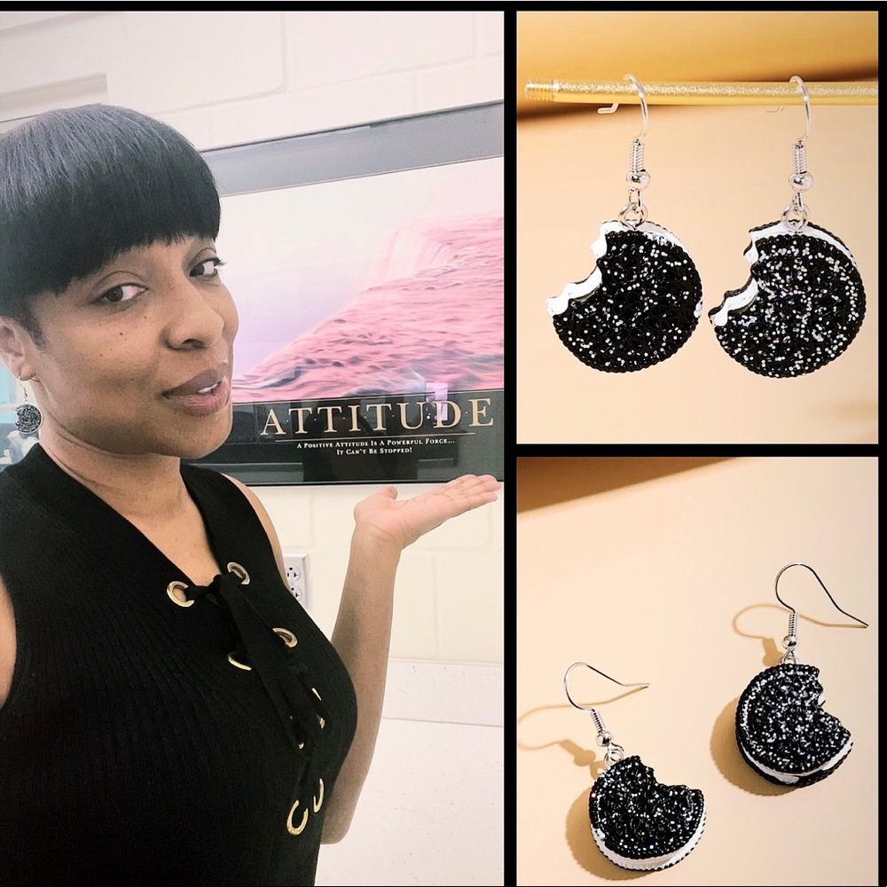 #DEMaccessories #OreoCookieEarrings 😋😃